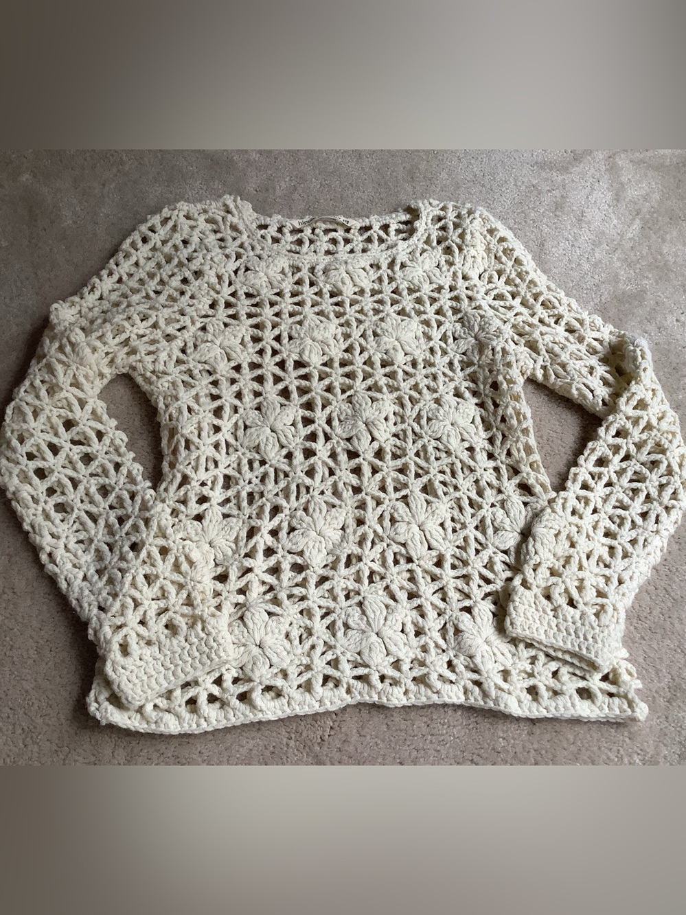 Hippie Laundry crocheted long sleeve sweater. Cream . Sz M